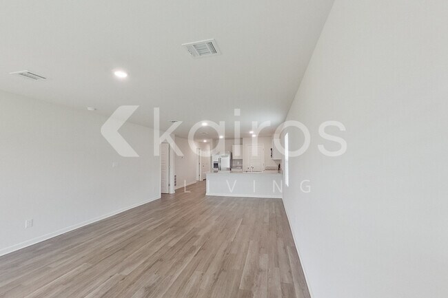 Photo - 14250 Ruffian Ave