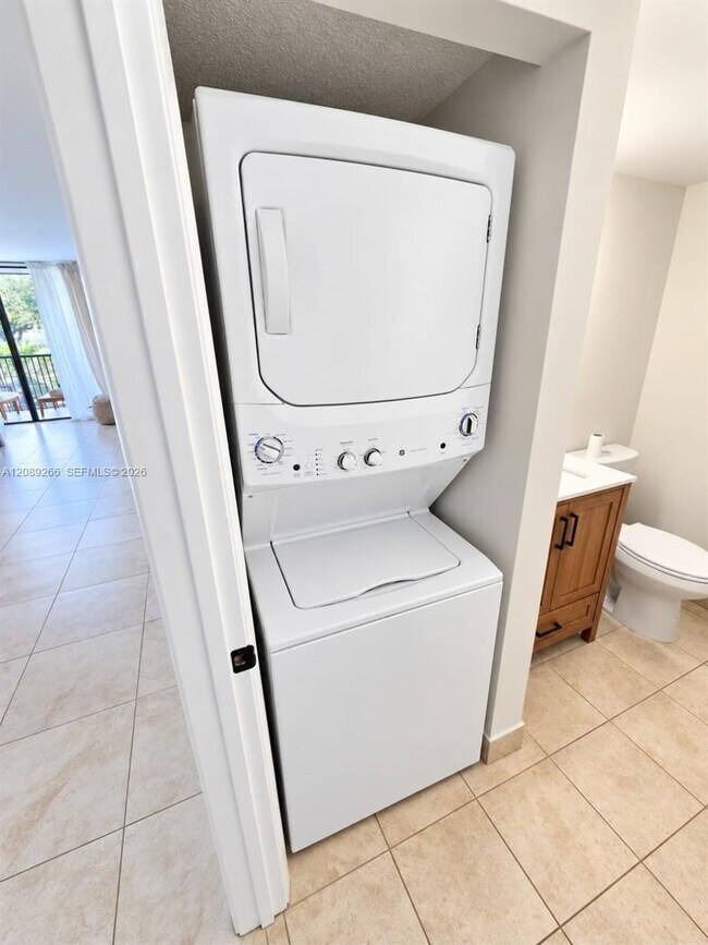 Photo - 5530 NW 44th St Unit 207C
