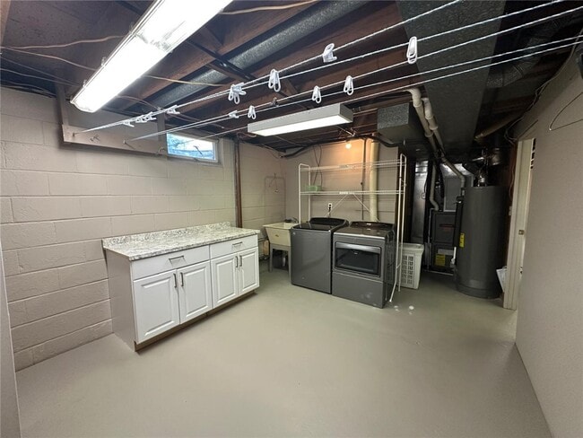 Photo - 273 West Ave