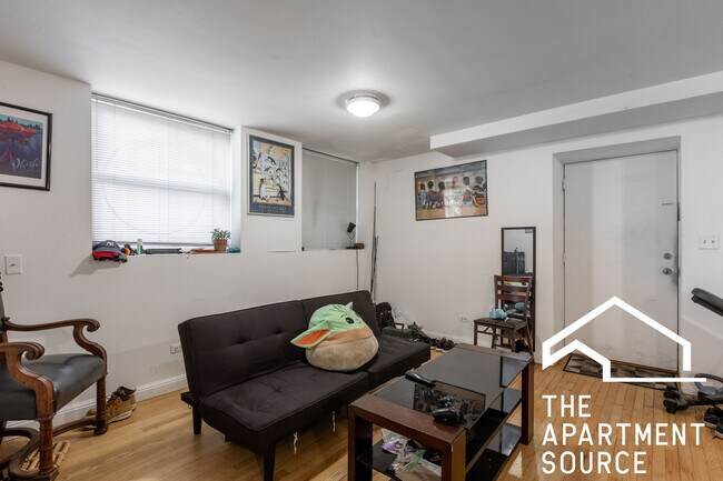 Photo - 631 W Arlington Pl