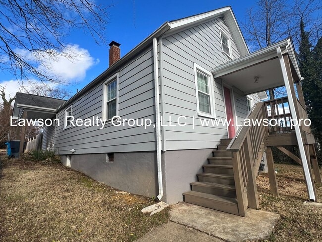 Photo - Cozy Two Bedroom Home with Updates Throughout!