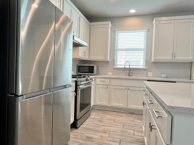 Photo - 1841 Harvest Knoll Ln