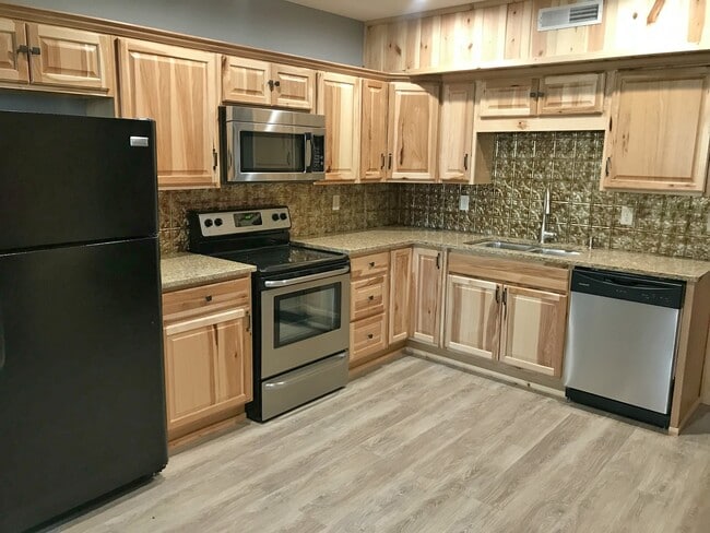 Misty Creek Apartments by SRP, LLC