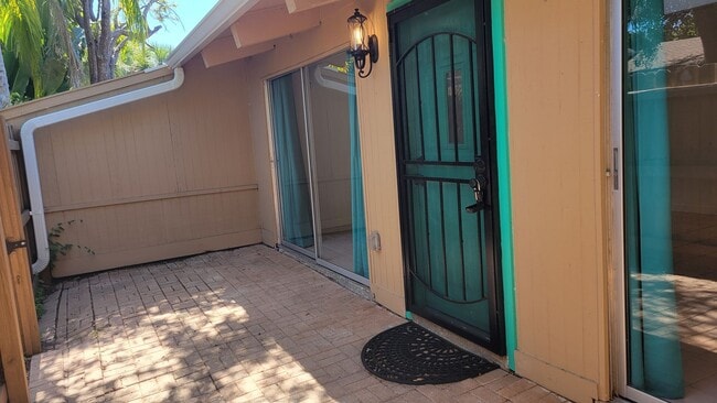 Photo - Annual UNfurnished renovated 2/1 condo dow...