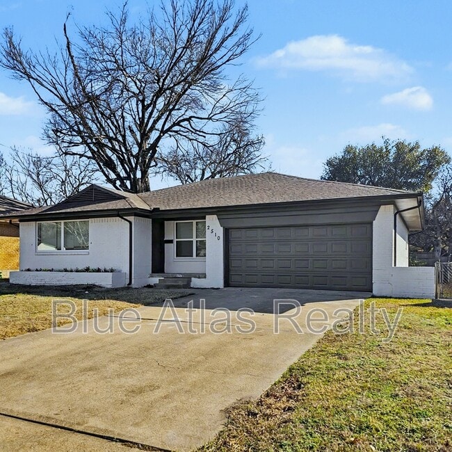 Building Photo - 2510 Materhorn Dr