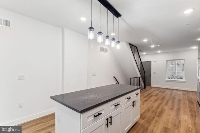 Photo - 2023 N Reese St