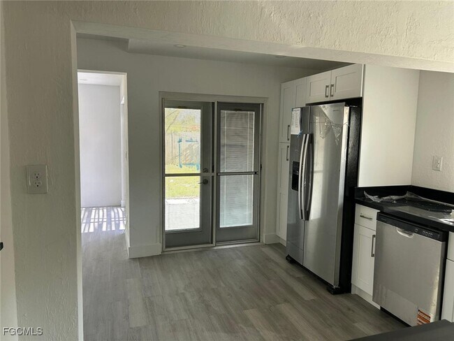 Photo - 3835 Arlington St