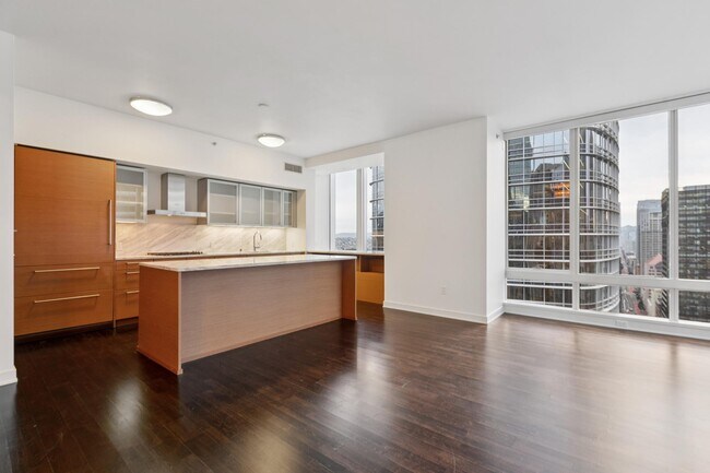 Photo - 301 Mission St Unit 33A