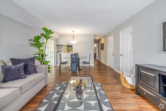 Cambridge 2BR, 2BA - 1,031SF - Living Area