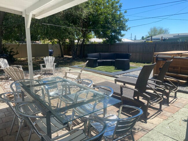 Photo - 907 Fruitland Ave