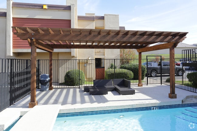 Photo - Sierra Gardens