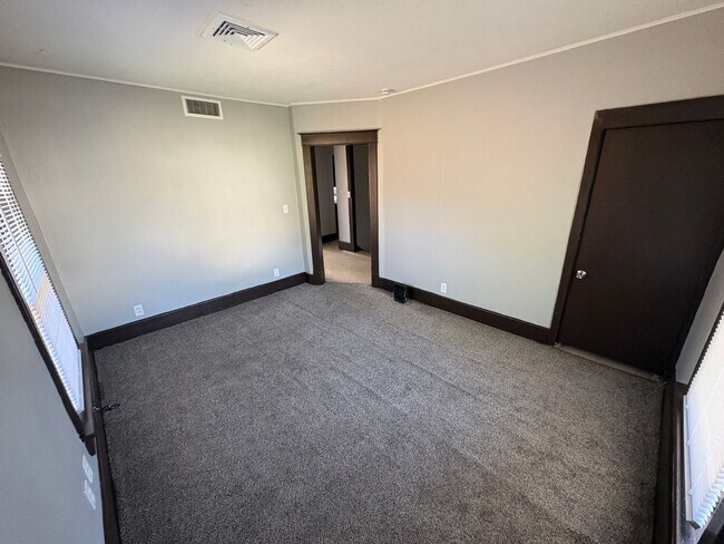 Photo - 2963 Dudley St Unidad #2