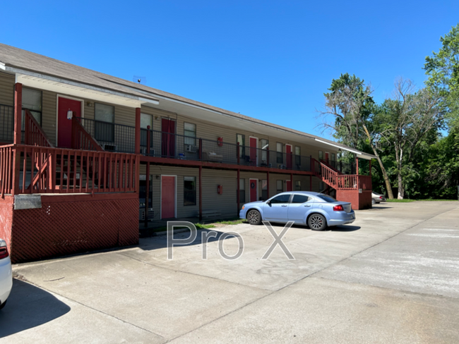 Photo - 1706 S Powell St Unidad #205 Rental