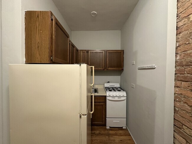 Photo - 515 W Melrose St Unit J09W