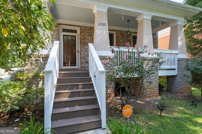 Photo - 1330 Skyhaven Rd SE