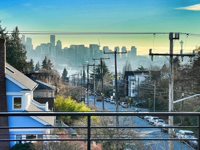 Photo - 4306 Wallingford Ave N Unidad ID1035902P