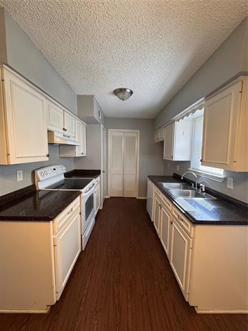 Photo - 11229 Buchanan Dr