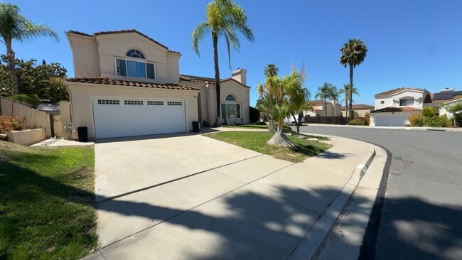 Photo - Luxury 4 Bedroom house