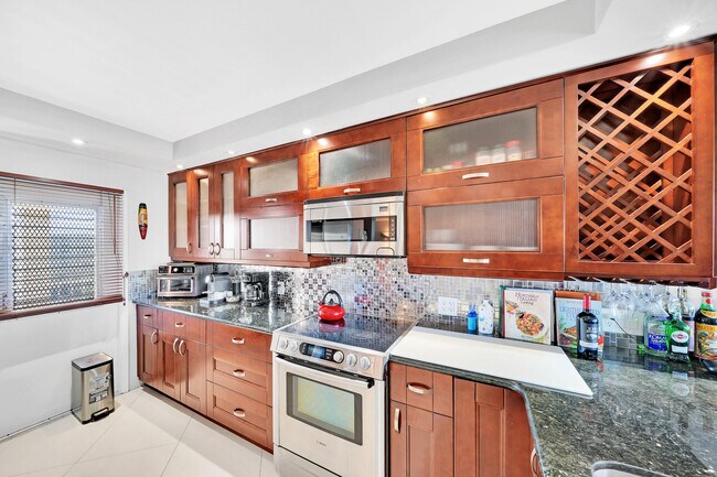 Photo - 2940 N Course Dr Unit 811