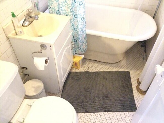 Photo - 1715 Commonwealth Ave Unit 9