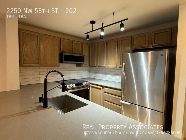 Photo - 2250 NW 58th St Unidad 202 Rental