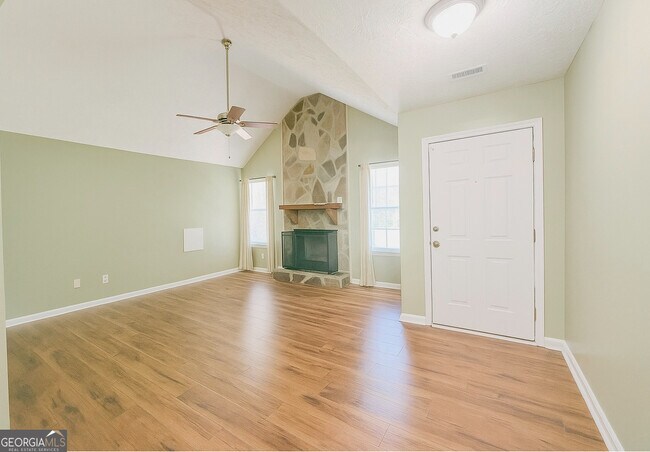 Photo - 85 Beaver Creek Run