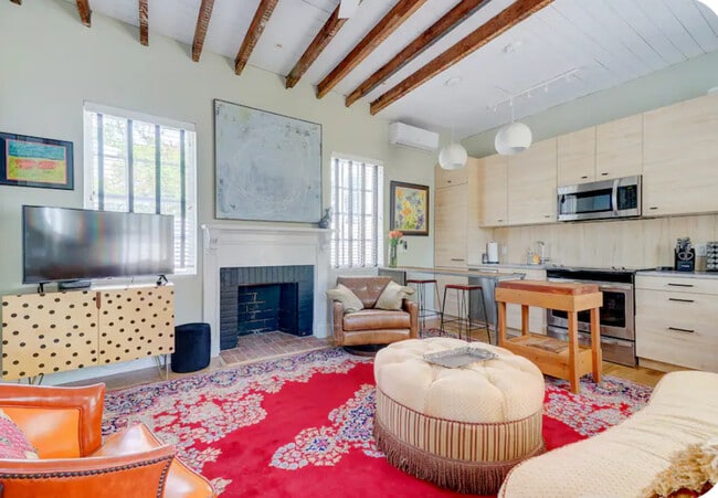 Photo - 416 S Front St