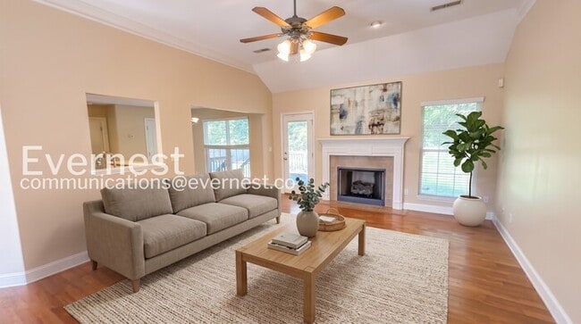 Photo - 4 Bed, 3 Bath Home with Garage / Pet-Friendly / Available Now!