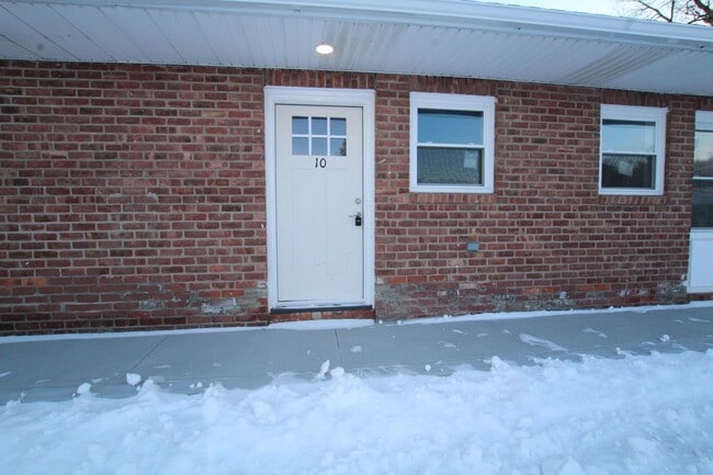 Photo - Beautifully remodeled and completed 1 Bedroom apartment. Unidad 14311 Rt. 9W - 10