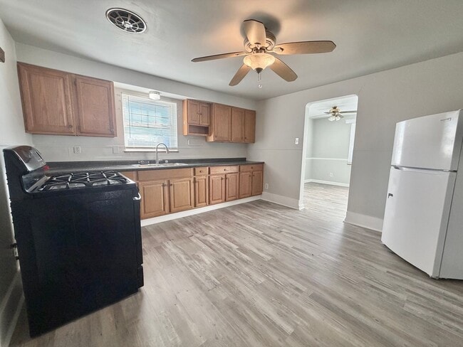 Photo - 3978 Kenkel Ave Unidad 3978-2