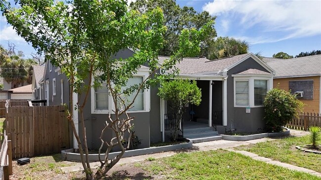 Photo - 618 17th Ave S