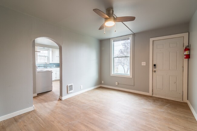 Photo - 506 W Sinto Ave