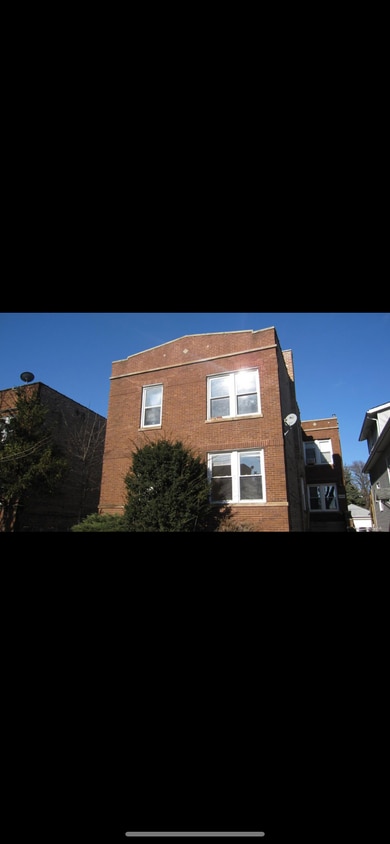 Photo - 4950 W Warwick Ave (Chicago, IL)