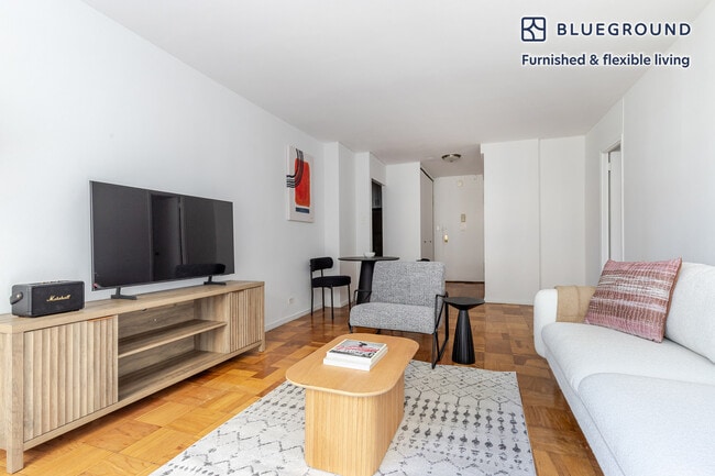 Photo - 330 E 46th St Unit FL4-ID1793