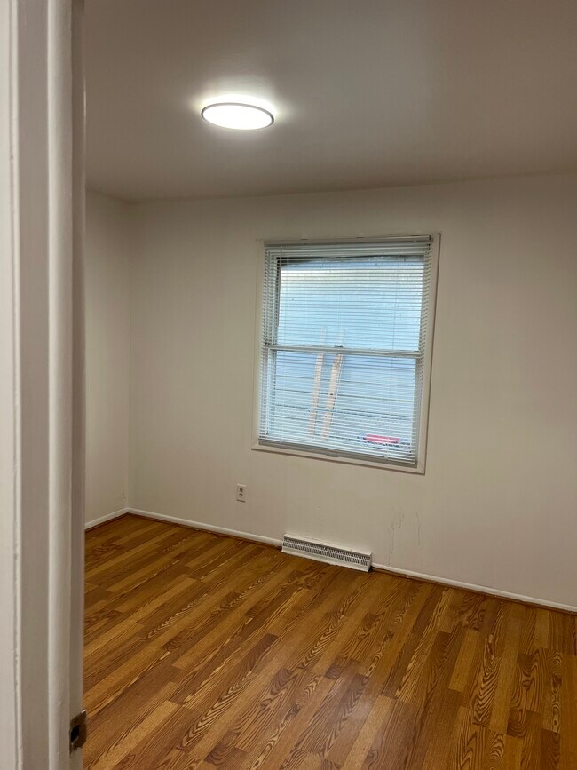 Photo - 1624 Scott Ave Unidad Torybrooke Apartments