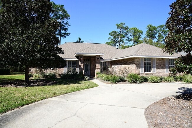 Building Photo - Updated Home in Bluewater Bay!
