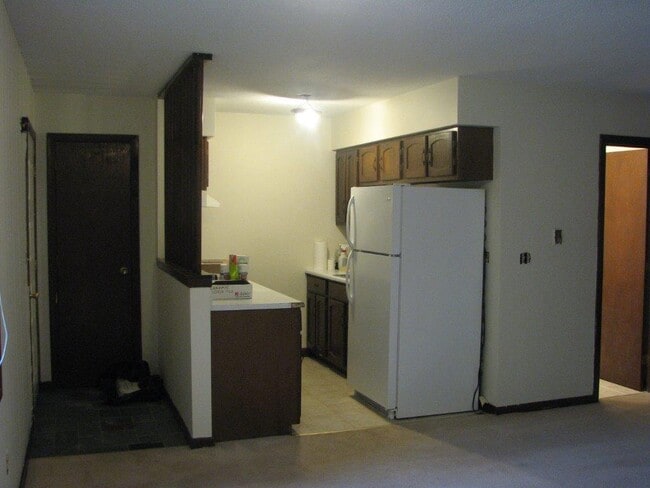 Photo - 695 Dorset St Unit #3