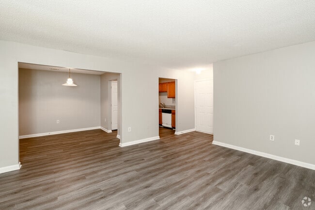 3BD,2BA-1141 SF