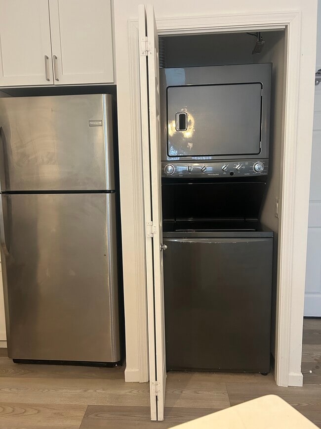 Photo - 6025 Monona Dr Unit Monona Apt 1