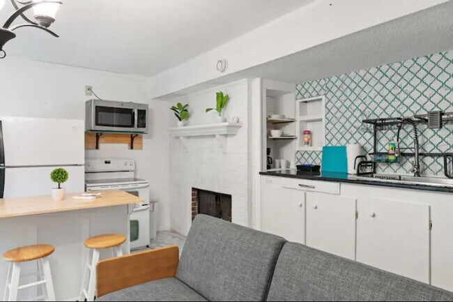 Room in Duplex on Dixon Dr