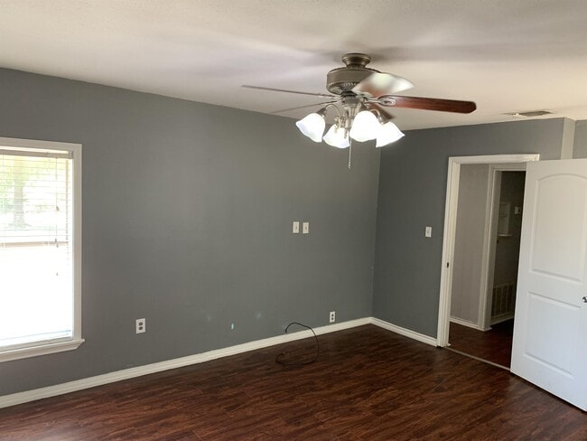 Photo - 1292 Farm to Market Rd 557