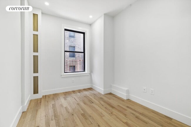 Photo - 204 W 96th St