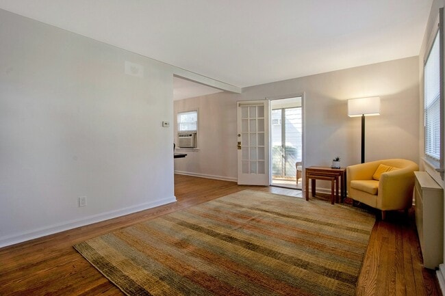 Photo - 120 Van Buren Ave