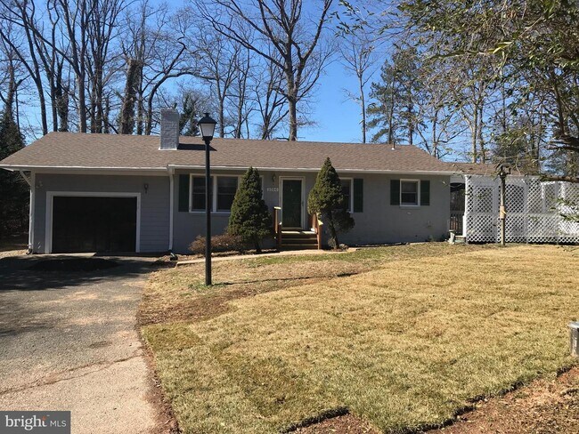 Photo - 3704 Penderwood Dr House