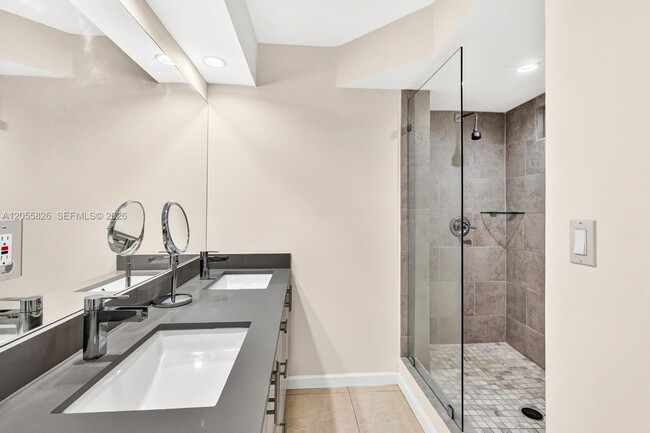 Photo - 1901 Brickell Ave Unit B1109