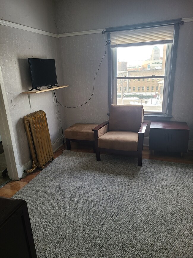 Photo - 2344 Prospect Ave E