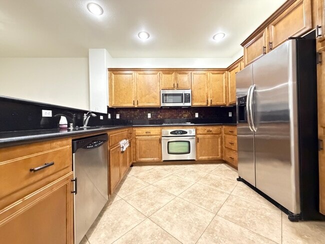 Photo - Carry Over Showing: This property has been shown before and will be rented to the first most qual...