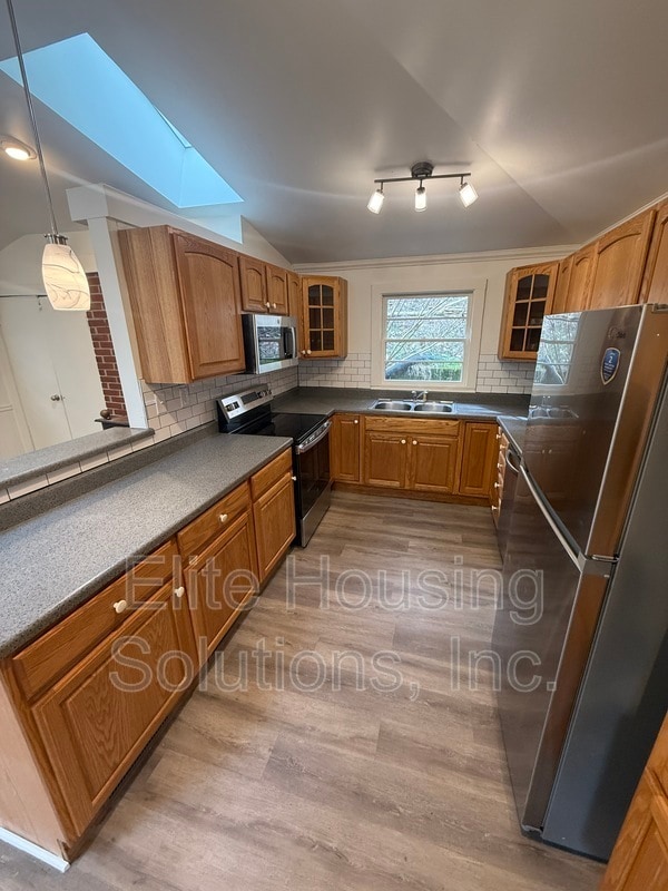 Photo - 1068 Matson Dr