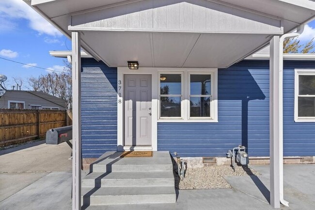 Photo - 3718 Custer Dr