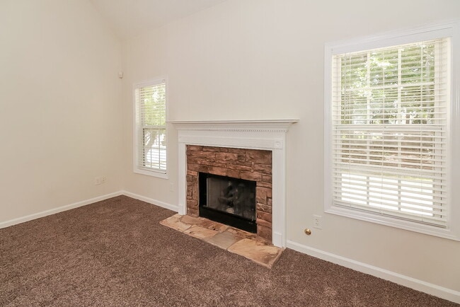 Photo - 363 Freeman Forest Dr